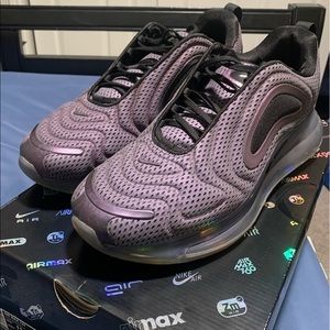 Nike Air Max 720 “Northern Lights Night”